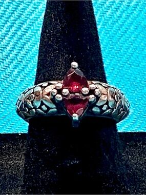 Sterling Silver Triangular Garnet Gemstone Ring